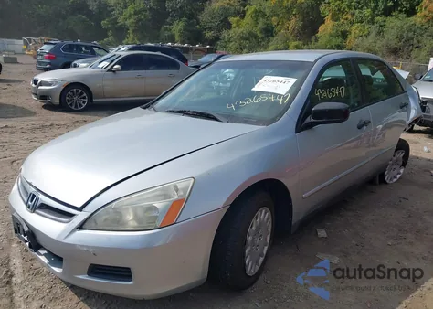 2006 Honda Accord 2.4 Vp z USA, uszkodzony, nr VIN 1HGCM56176A085406